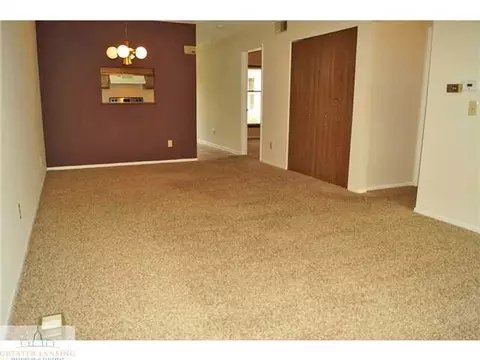 7237 Creekside Dr, Lansing, MI 48917 photo 6