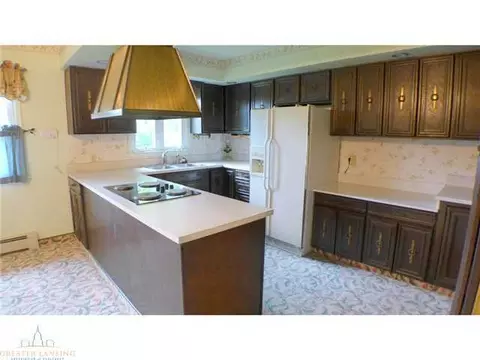 1891 E Webb, Dewitt, MI 48820 photo 11