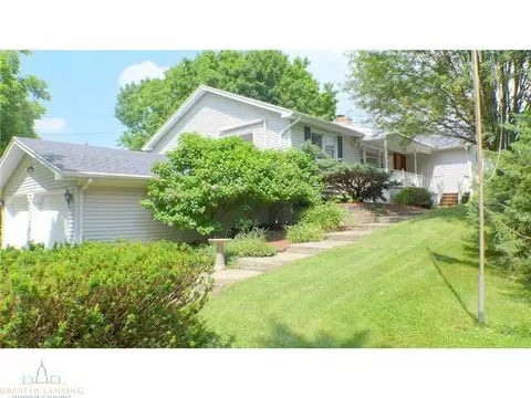 1891 E Webb, Dewitt, MI 48820 photo 2