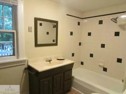 405 E Oak St, Mason, MI 48854 photo 8
