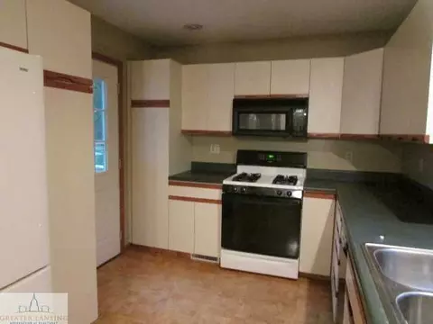 405 E Oak St, Mason, MI 48854 photo 6