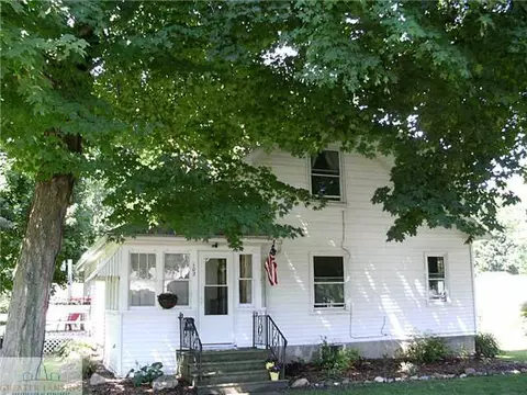 102 Ellsworth, Bellevue, MI 49021 photo 1