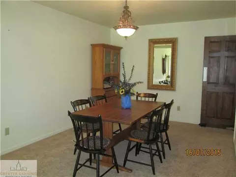 5225 Barton Rd, Williamston, MI 48895 photo 4