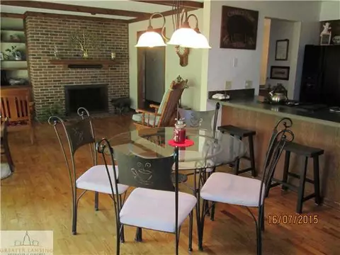 5225 Barton Rd, Williamston, MI 48895 photo 8