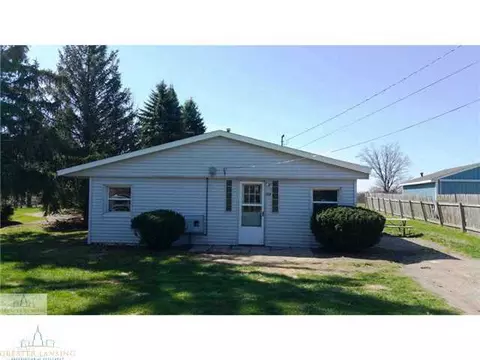 904 E Webb, Dewitt, MI 48820 photo 1