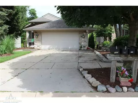 16897 Cedarbrook, Haslett, MI 48840 photo 2