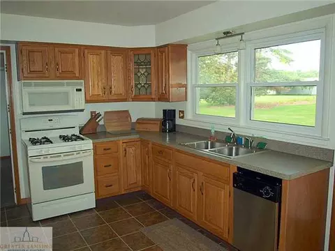 1248 W Pratt Rd, Dewitt, MI 48820 photo 4