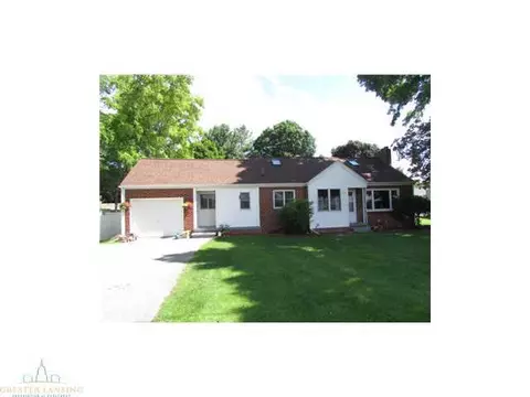 751 E Ash St, Mason, MI 48854 photo 2