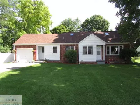 751 E Ash St, Mason, MI 48854 photo 1