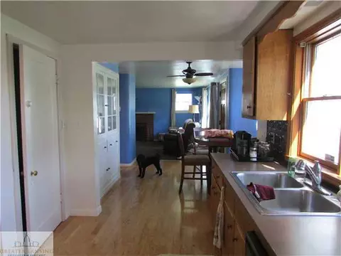 751 E Ash St, Mason, MI 48854 photo 3