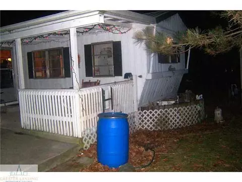 15565 Gary Ln, Bath, MI 48808 photo 2