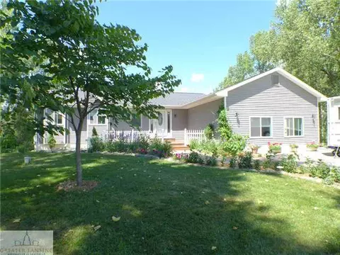 8651 Beardslee Rd, Perry, MI 48872 photo 1