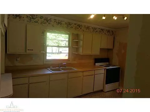 3410 Creston Ave, Lansing, MI 48906 photo 6
