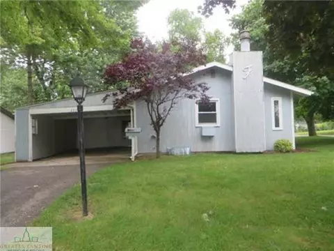425 Maple St, Grand Ledge, MI 48837 photo 14