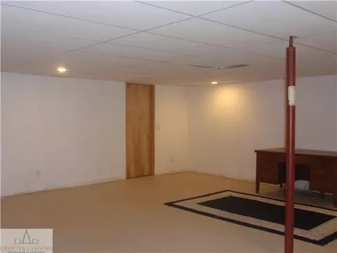 607 N Madiso, Perry, MI 48872 photo 7