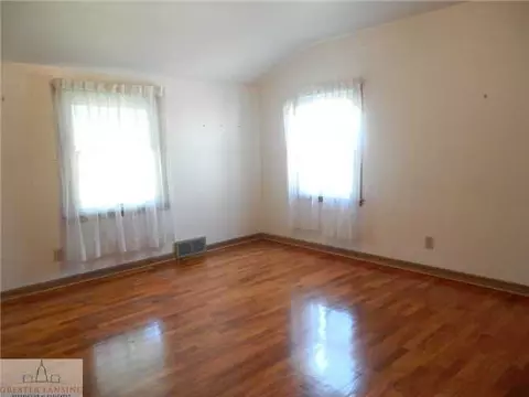 2030 Victor, Lansing, MI 48910 photo 14