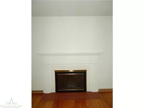 2030 Victor, Lansing, MI 48910 photo 6