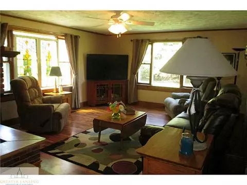 2363 Gresham, Charlotte, MI 48813 photo 2