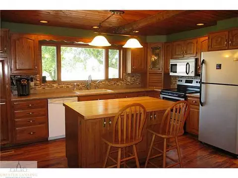 2363 Gresham, Charlotte, MI 48813 photo 6