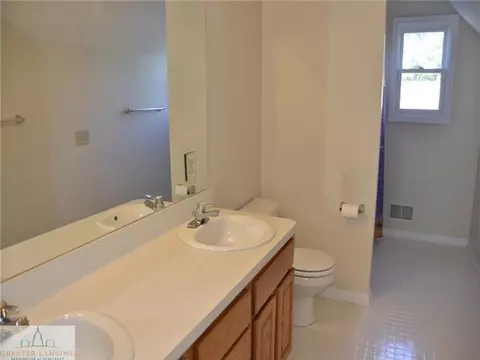 7210 W Howe Rd, Dewitt, MI 48820 photo 11