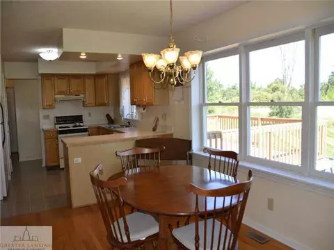 7210 W Howe Rd, Dewitt, MI 48820 photo 5