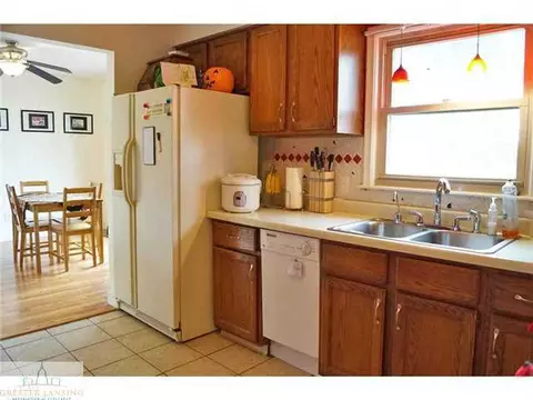 5659 Green Rd, Haslett, MI 48840 photo 6