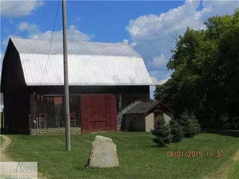 2251 E Maple Rapids Rd, Saint Johns, MI 48879 photo 4