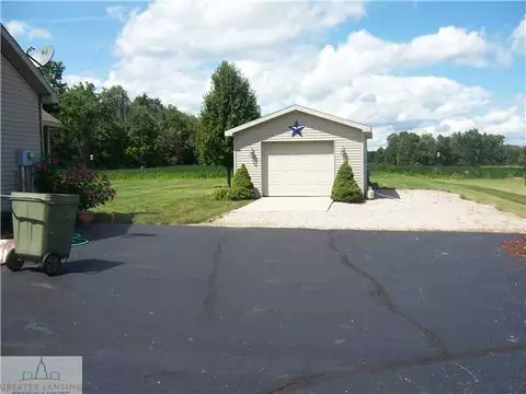 11460 W Howe Rd, Eagle, MI 48822 photo 16