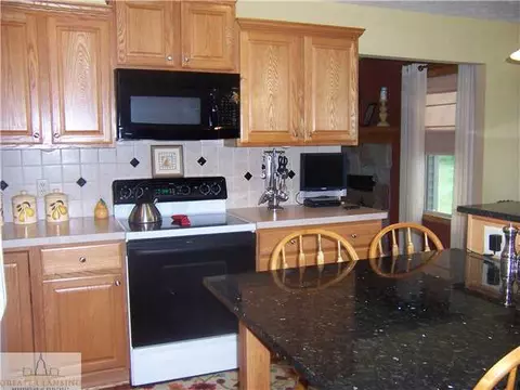 11460 W Howe Rd, Eagle, MI 48822 photo 5