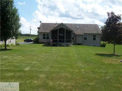 11460 W Howe Rd, Eagle, MI 48822 photo 14