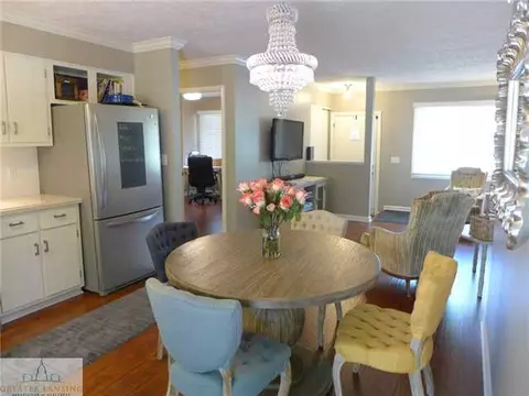 2429 Byrnes Rd, Lansing, MI 48906 photo 8