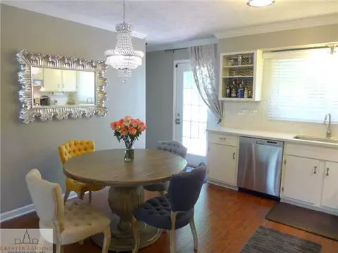 2429 Byrnes Rd, Lansing, MI 48906 photo 6