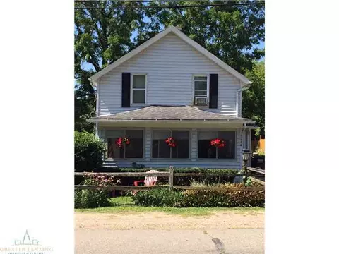 13732 Main St, Bath, MI 48808 photo 2