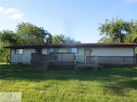 3110 W Beard, Perry, MI 48872 photo 2