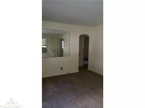 2208 Alpha St, Lansing, MI 48910 photo 5