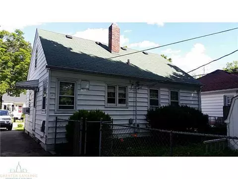 2208 Alpha St, Lansing, MI 48910 photo 17