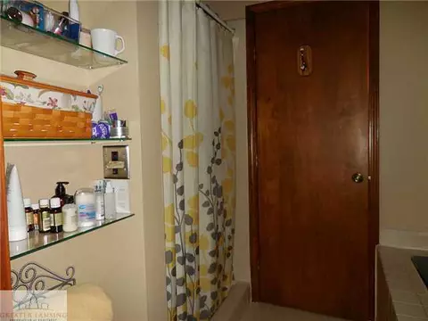 5911 Green Rd, Haslett, MI 48840 photo 15