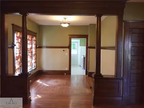 422 Adams, Lansing, MI 48906 photo 4