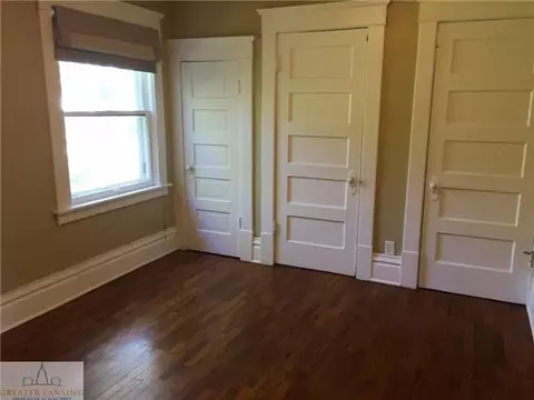 422 Adams, Lansing, MI 48906 photo 8
