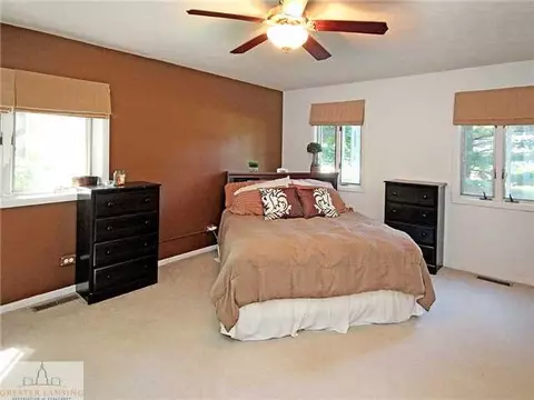 2022 Haslett Rd, Haslett, MI 48840 photo 12