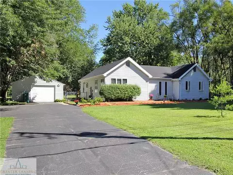 2022 Haslett Rd, Haslett, MI 48840 photo 1