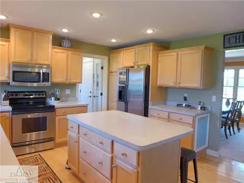 3169 Traci Ln, Dewitt, MI 48820 photo 4