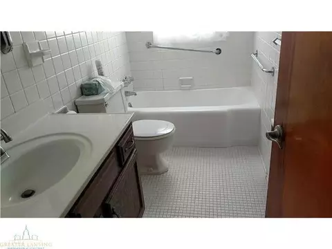 1905 Aurelius Rd, Holt, MI 48842 photo 11