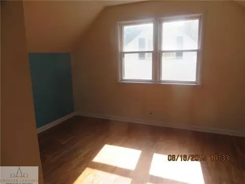 911 Pendleton Dr, Lansing, MI 48917 photo 9