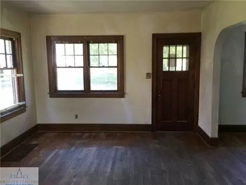 2425 Kensington Rd, Lansing, MI 48910 photo 7