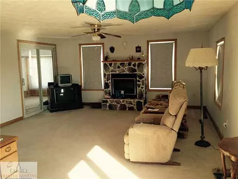 1654 E Jason St, Saint Johns, MI 48879 photo 17