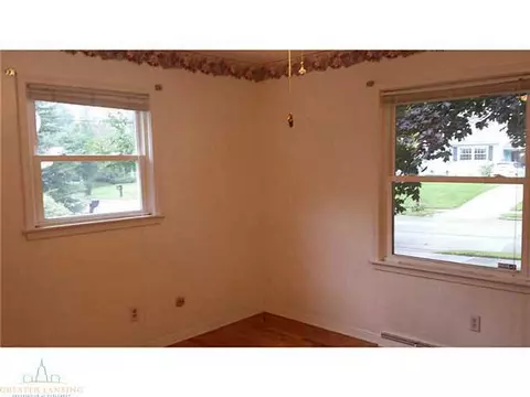 3419 Cooley Dr, Lansing, MI 48911 photo 7