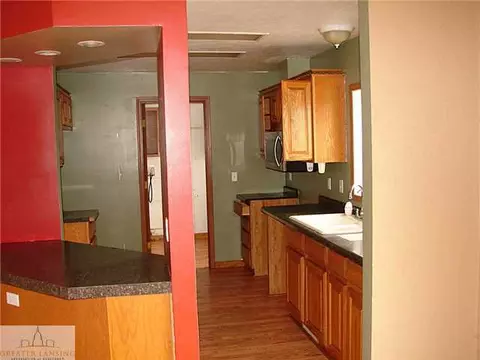8378 King Dr, Parma, MI 49269 photo 3