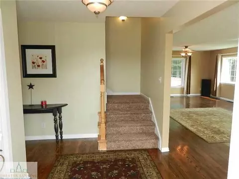6294 Red Fox Ln, Perry, MI 48872 photo 3