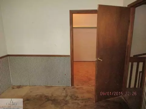 705 W W Grace, Owosso, MI 48867 photo 9